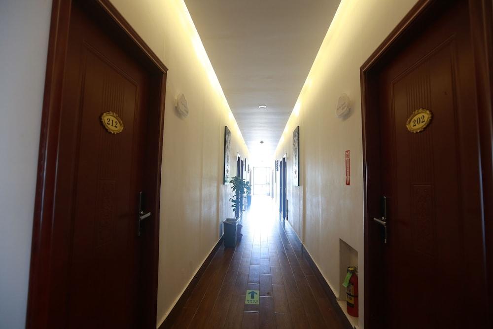 Star Sands Hotel Garapan Ngoại thất bức ảnh